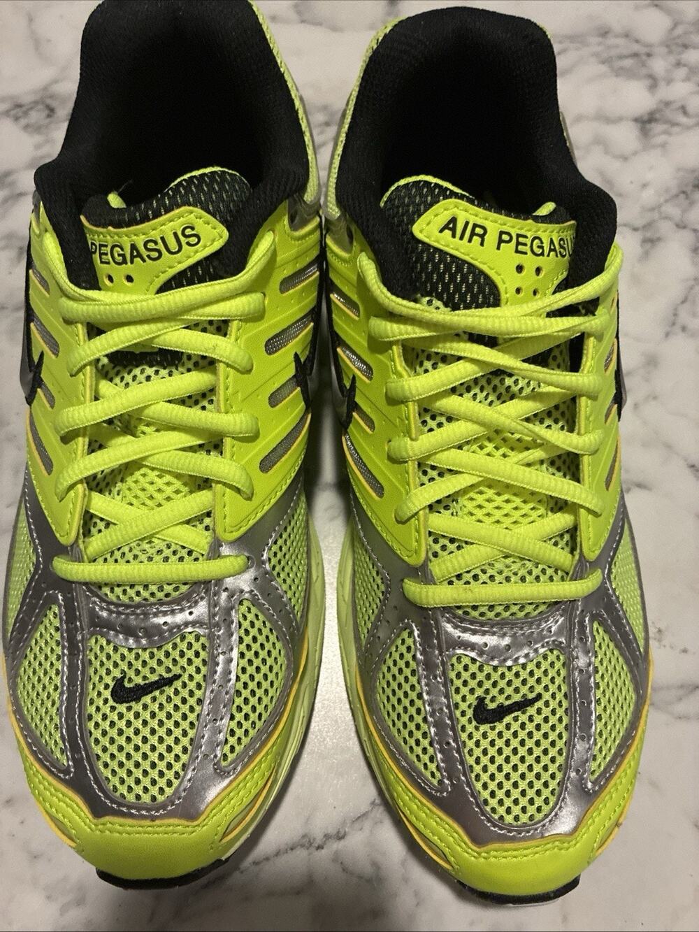 Nike Air Pegasus 2K5 Volt W - Size 8.5 Women or 7 Men New Fast Shipping